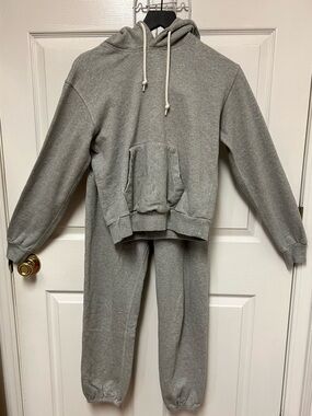 Buck Mason Women’s Gray Pullover Hoodie & Sweat Pants Set